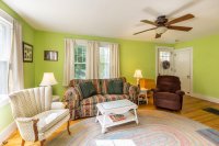 608 East Woodstock