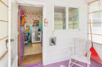 608 East Woodstock