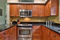 879 East Ash