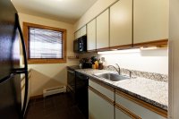 528 East Mountain