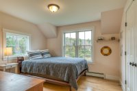 675 College Hill