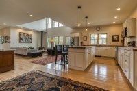 675 College Hill