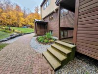 744 East Mountain