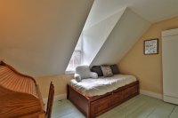 62 Standish