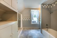 1104 West Woodstock