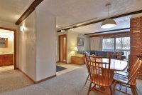 695 East Mountain