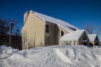 907 E Mountain