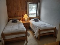 697 East Mountain