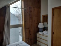 697 East Mountain