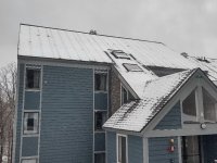 697 East Mountain