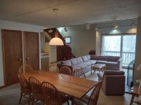 697 East Mountain