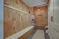 18 Brookside