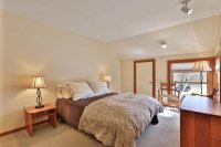 526 East Mountain