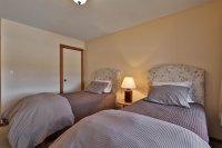 526 East Mountain