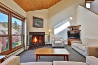 526 East Mountain