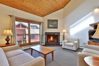 526 East Mountain