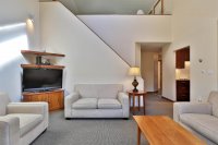 526 East Mountain