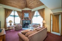 524 East Mountain