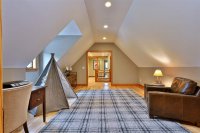 298 High Ridge