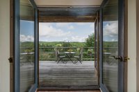 148B East Hill