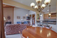 532 East Mountain