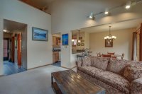 532 East Mountain