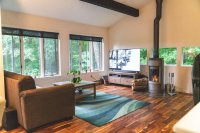 2638 East Mountain