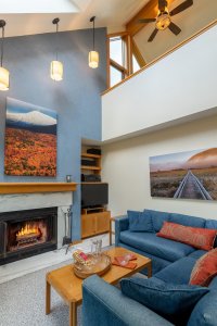 182 Highridge
