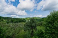 148B East Hill