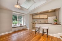 148B East Hill