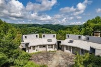 148B East Hill