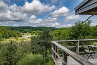 148B East Hill