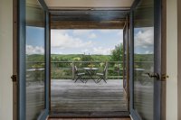 148B East Hill