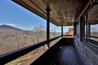 19 High Ridge
