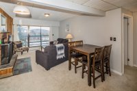 135 E Mountain