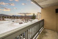 135 E Mountain