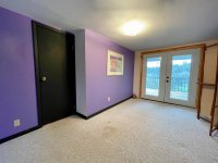 282 Holden