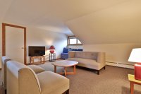 526 East Mountain