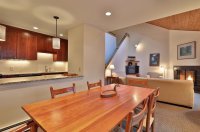 526 East Mountain