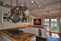 1239 Peterkin Hill