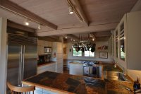 1239 Peterkin Hill