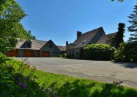 1239 Peterkin Hill