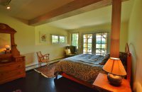 1239 Peterkin Hill