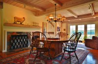 1239 Peterkin Hill