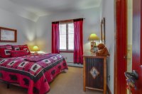 140 Burke Hollow
