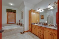 140 Burke Hollow