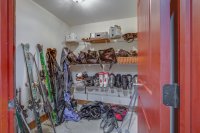 140 Burke Hollow