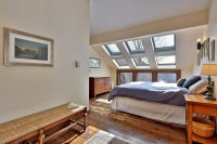 225 Falcon Ridge Hawk