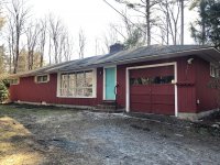 445 College Hill