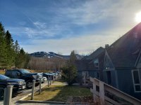 697 East Mountain